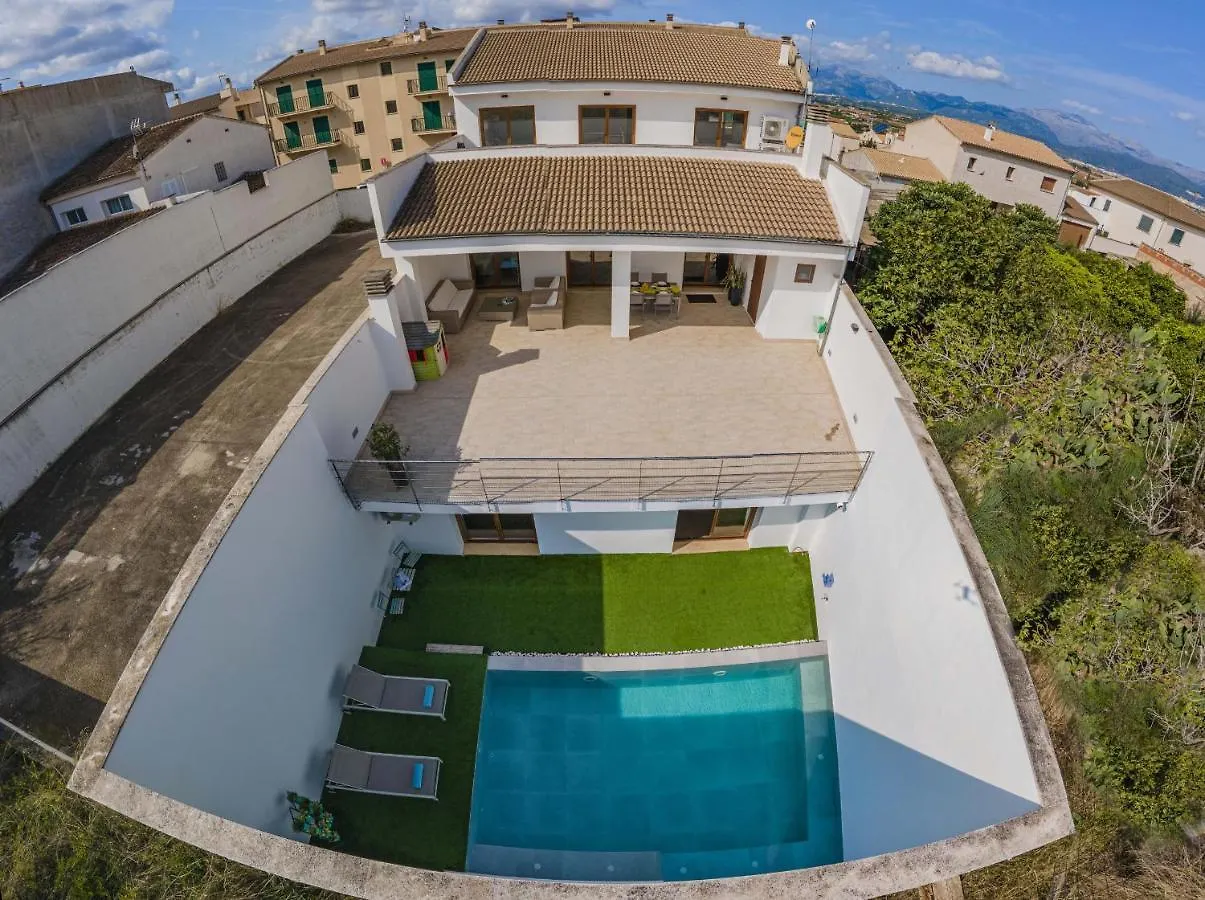 Villa Hampton Muro 0*,