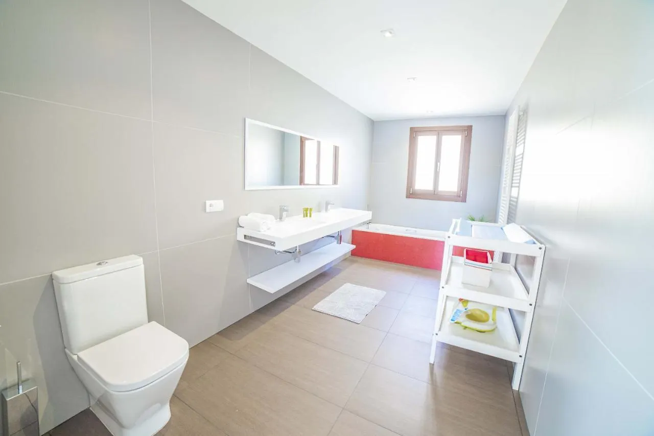 Villa Hampton Muro 0*,