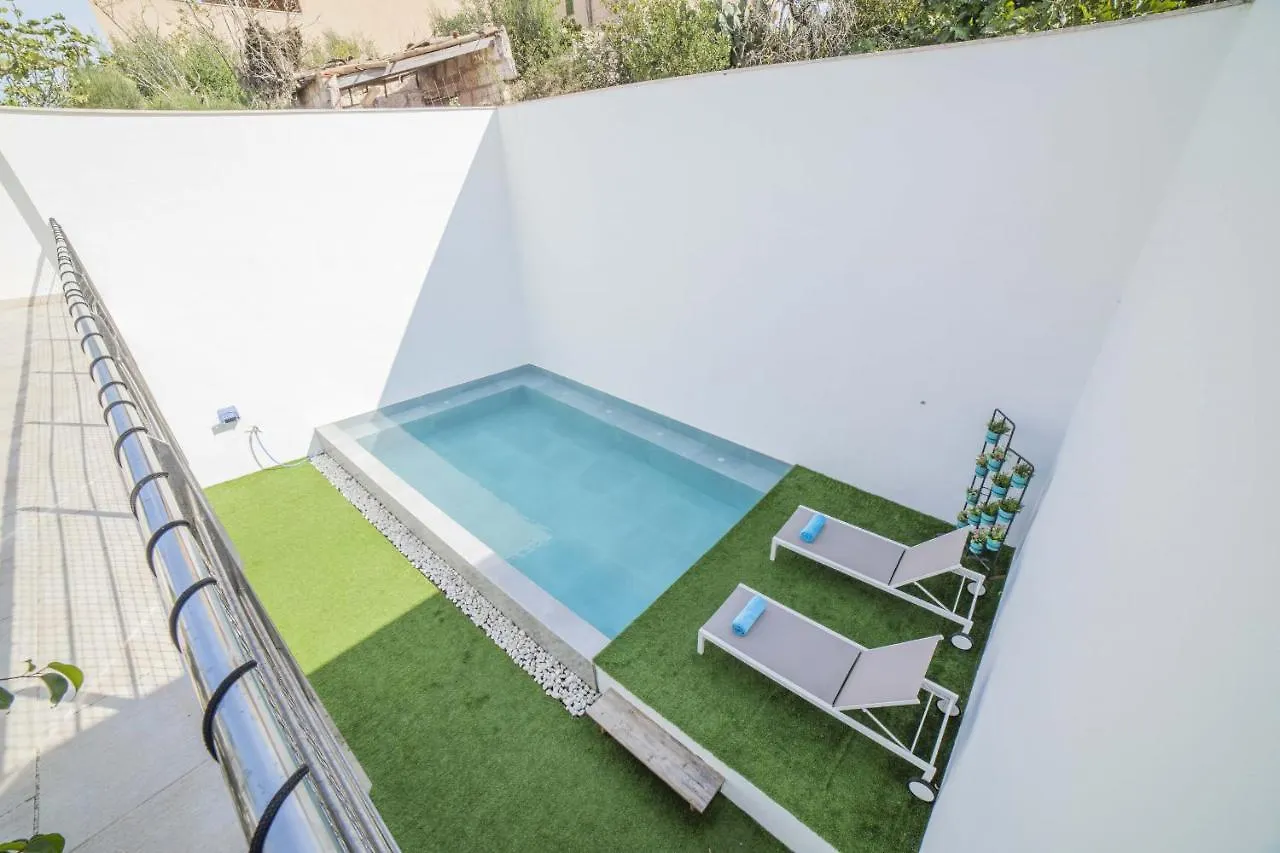 Villa Hampton Muro Spain